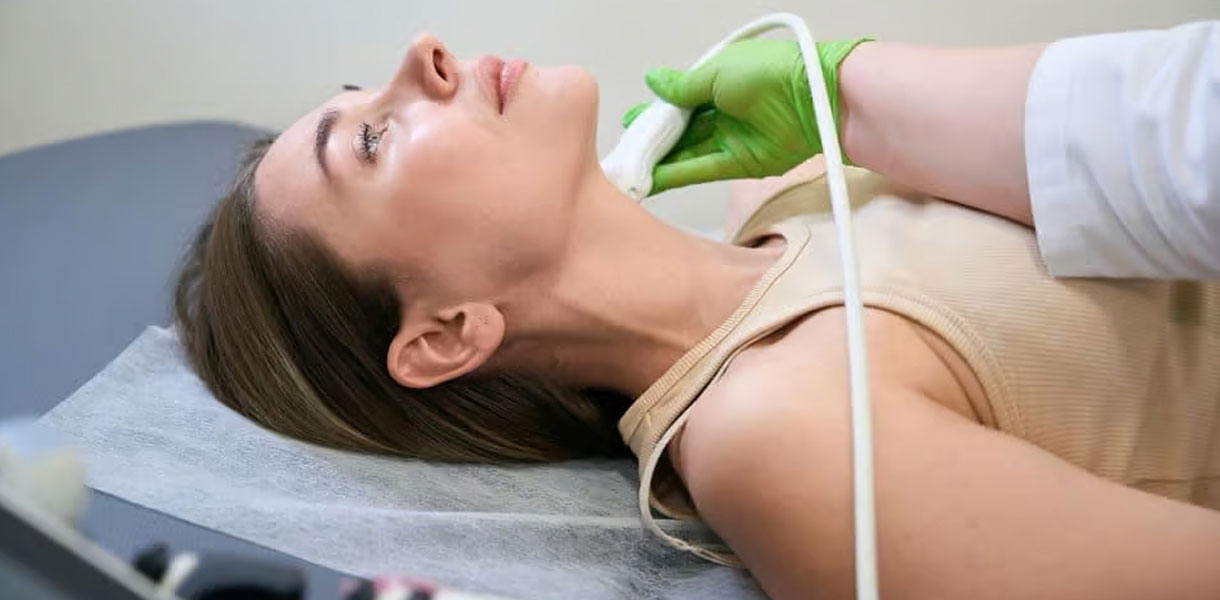 Troid Bezi Ameliyatı Doç.Dr Çağhan Pekşen Genel Cerrahi Uzmanı