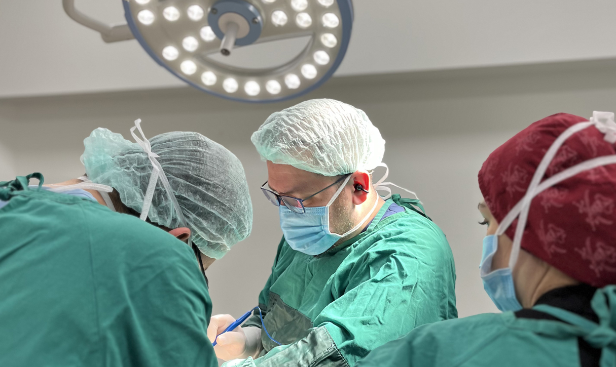 Bypass ve Tüp Mide (Sleeve) Arasındaki Kilo Alım Efsanesi - Doç.Dr Çağhan Pekşen Obezite ameliyatı Tüp Mide ameliyatında tekrar kilo alınır mı?